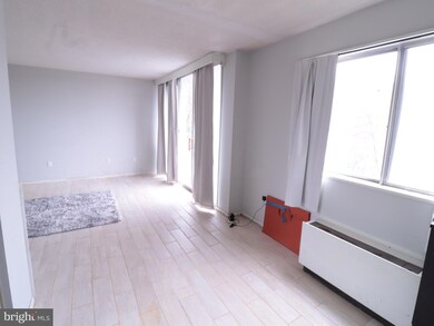 Hunting Creek Club unit 702, Alexandria, VA 22303 - photo 4