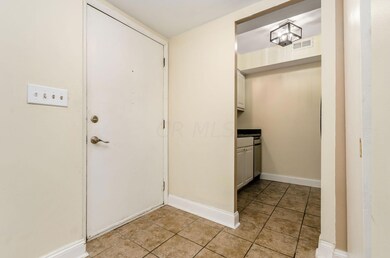 249 E Kossuth St unit D, Columbus, OH 43206 - photo 3