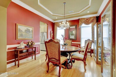 10-Dining Room