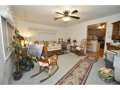 06-Living Room