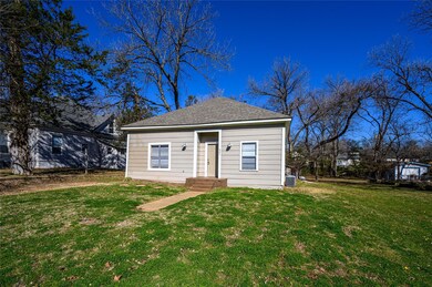 421 W Heron St, Denison, TX 75020 - photo 3