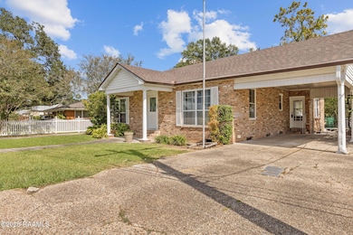 311 S Morgan Ave, Broussard, LA 70518 - photo 2