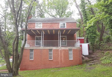 5601 Miles Dr, Oxon Hill, MD 20745 - photo 2