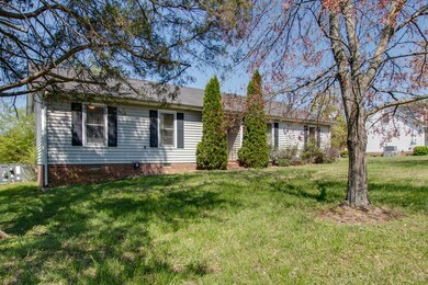 1309 Glenoaks Rd, Shelbyville, TN 37160 - photo 2