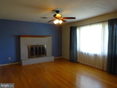 10204 Orenda Dr, Greencastle, PA 17225 - photo 7