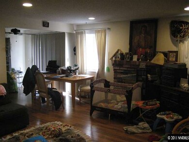 3037 Cloverdale Dr, Sparks, NV 89434 - photo 4