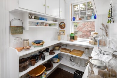 16 Maple Ave unit 2, Cambridge, MA 02139 - photo 7