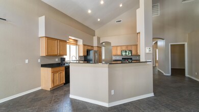 1341 S Canyon Oaks Way-9