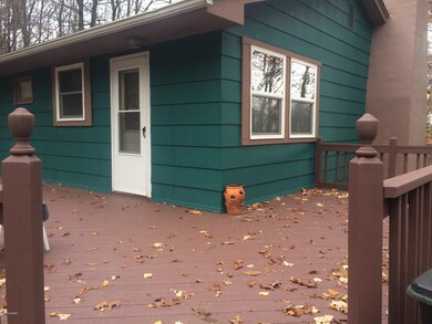 128 Tigerlily Dr, Dingmans Ferry, PA 18328 - photo 3