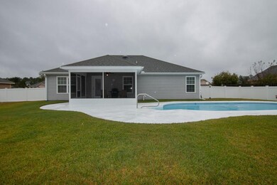 203 Victorian Lake Dr, Brunswick, GA 31525 - photo 2
