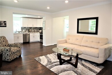 12314 Dalewood Dr, Silver Spring, MD 20902 - photo 2