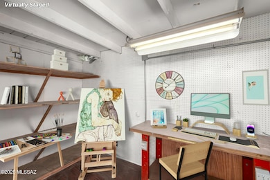 VIRTUALLY STAGED workshop to an Art Studio