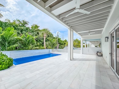 105 Carroll St unit 6, Islamorada, FL 33036 - photo 2