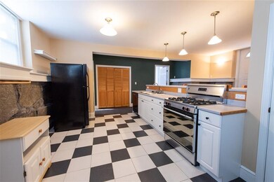 31 Merrimack St unit 1, Concord, NH 03301 - photo 5