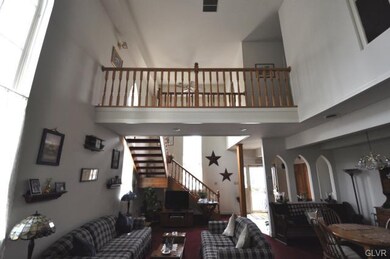 323 2nd St, Slatington, PA 18080 - photo 6