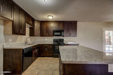 924 S Longwood Loop, Mesa, AZ 85208 - photo 2