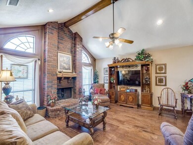 413 W Oak St, Wylie, TX 75098 - photo 3