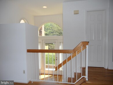 1421 Templeton Place, Rockville, MD 20852 - photo 3