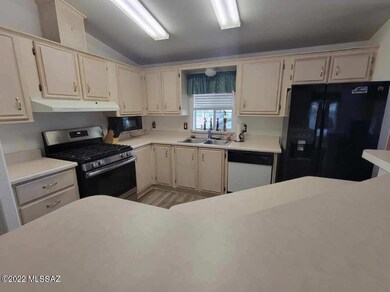 3454 Goldleaf Kitchen