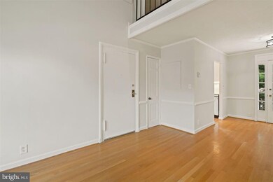 4822 29th St S unit C2, Arlington, VA 22206 - photo 5