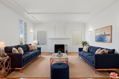 307 S Doheny Dr, Beverly Hills, CA 90211 - photo 2