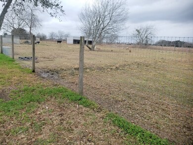 9610 E Creek Bend Dr, Needville, TX 77461 - photo 6