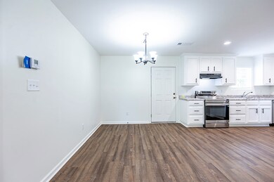 1216 Baker Ave, Albany, GA 31707 - photo 6