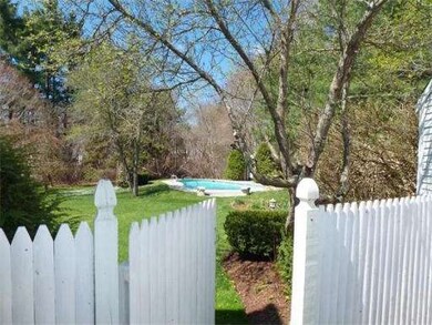 213 Spring St, Rockland, MA 02370 - photo 3