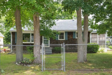 31 Carleton Ave, Brockton, MA 02301 - photo 2