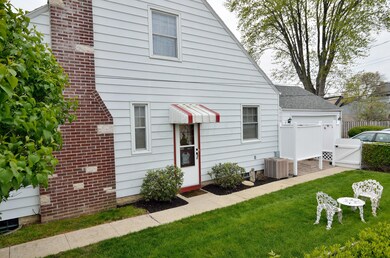 25 S Brinker Ave, Columbus, OH 43204 - photo 2