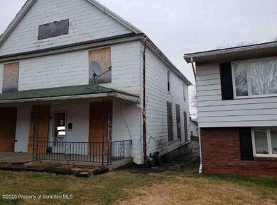 712 N Bromley Ave, Scranton, PA 18504 - photo 4