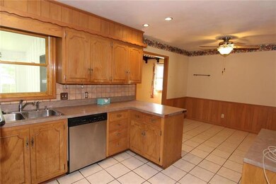 11601 W 51st Terrace, Shawnee, KS 66203 - photo 6