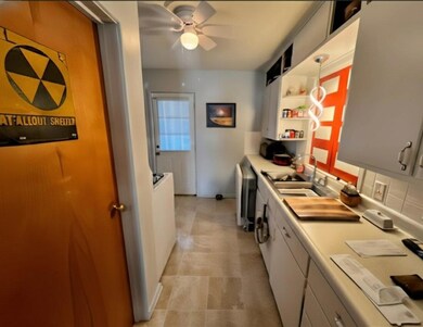 390 E Gray St, Martinsville, IN 46151 - photo 4