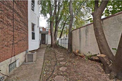 409 Franklin St, Darby, PA 19023 - photo 2