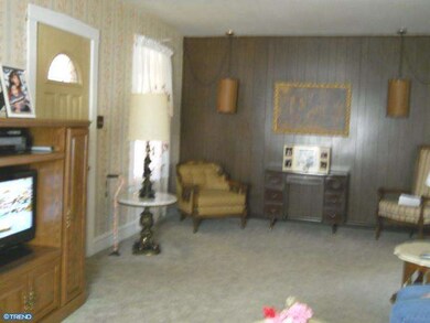 703 Center St, Collingswood, NJ 08108 - photo 5