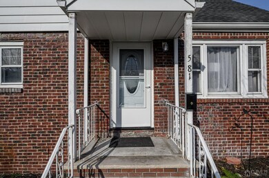 581 Fern Ave, Lyndhurst, NJ 07071 - photo 2