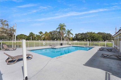 417 Vista Isles Dr unit 2315, Plantation, FL 33325 - photo 2