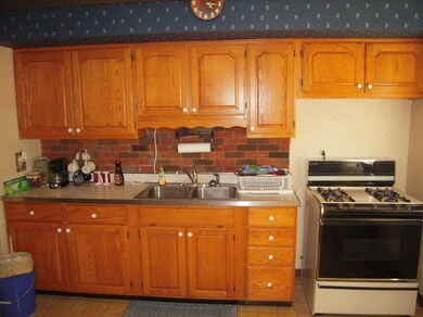 1044 N Rensselaer Ave, Griffith, IN 46319 - photo 5