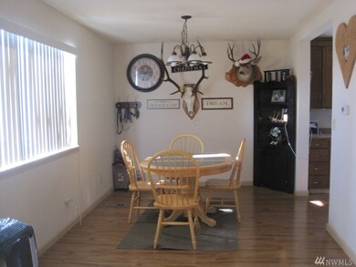 973 SW 20th St, Chehalis, WA 98532 - photo 4