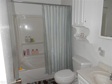 1004 N Ohio Ct, Sturgis, MI 49091 - photo 5