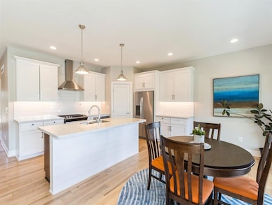 3824 163rd St, Urbandale, IA 50323 - photo 6