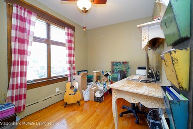 Bedroom_1_