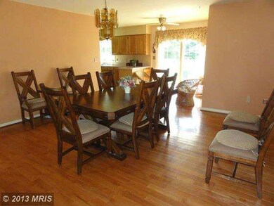 5623 Lasalle Ln, Sykesville, MD 21784 - photo 2