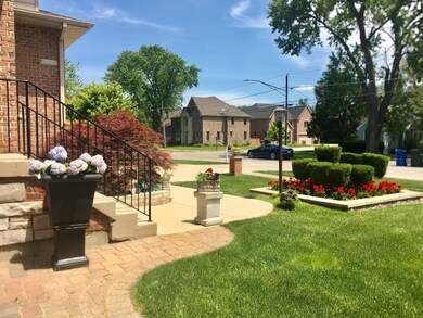 649 Jarvis Ave, Des Plaines, IL 60018 - photo 3