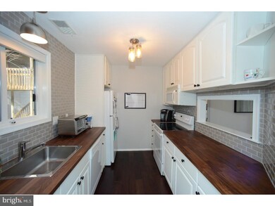 302 Pritchard Place unit 302, Newtown Square, PA 19073 - photo 3