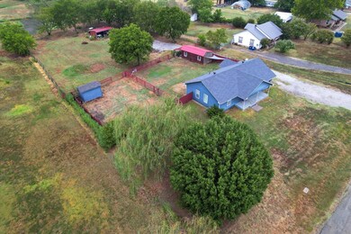 981 County Road 260, Gainesville, TX 76240 - photo 2