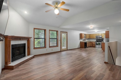 5808 S Honeysuckle Ln, Battlefield, MO 65619 - photo 7