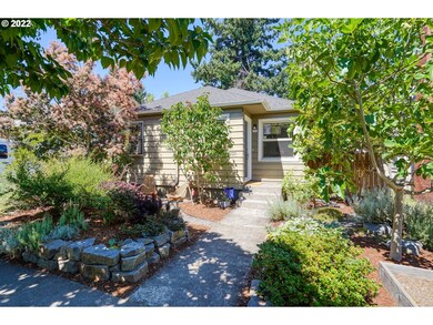 139 NE Stafford St, Portland, OR 97211 - photo 3