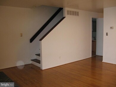 416 N Chapel St, Baltimore, MD 21231 - photo 4