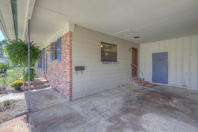 744 Acapulco Rd, Jacksonville, FL 32216 - photo 5